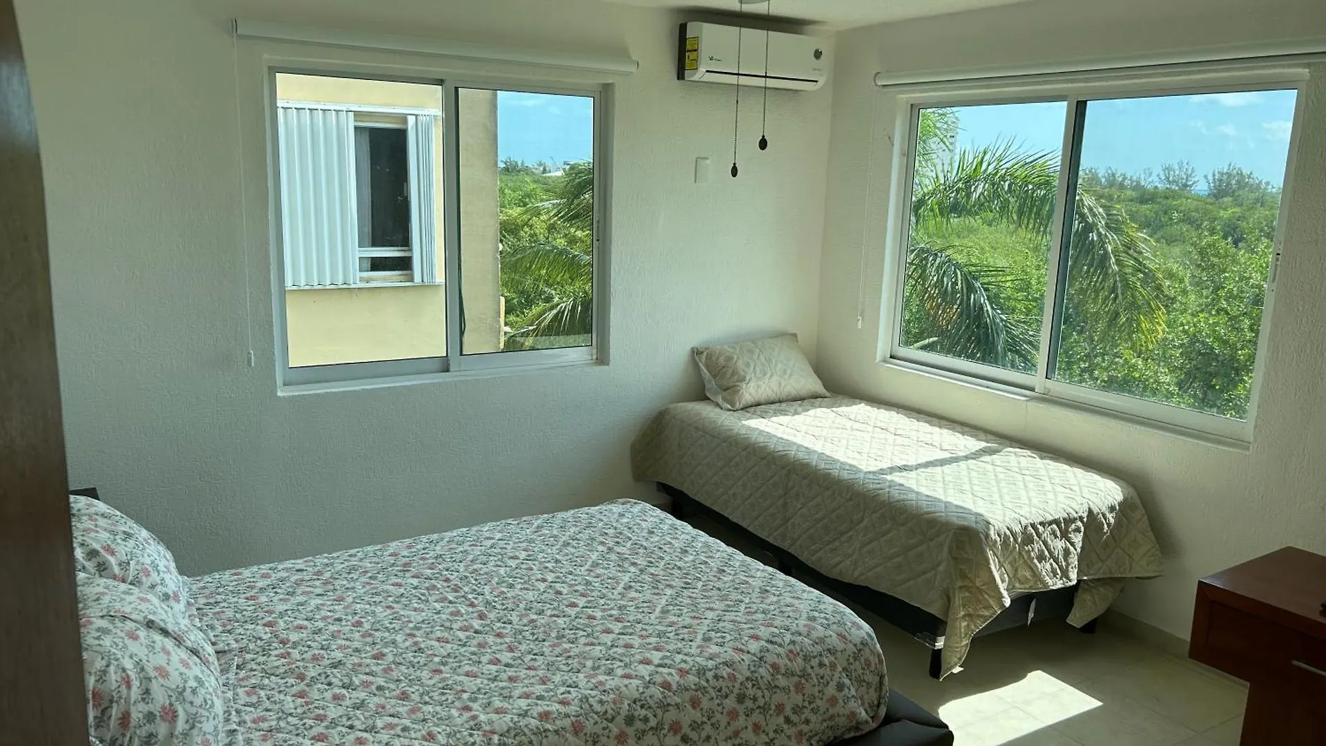 Estudio Con Bano Privado Para Tres Personas En Puerto Cancún Messico